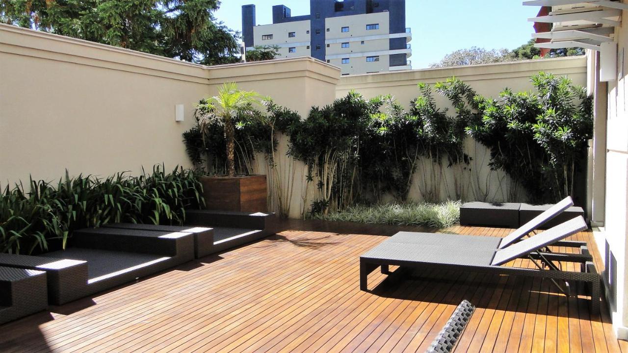 Requinte E Privacidade Em Bairro Nobre De Curitiba Extérieur photo