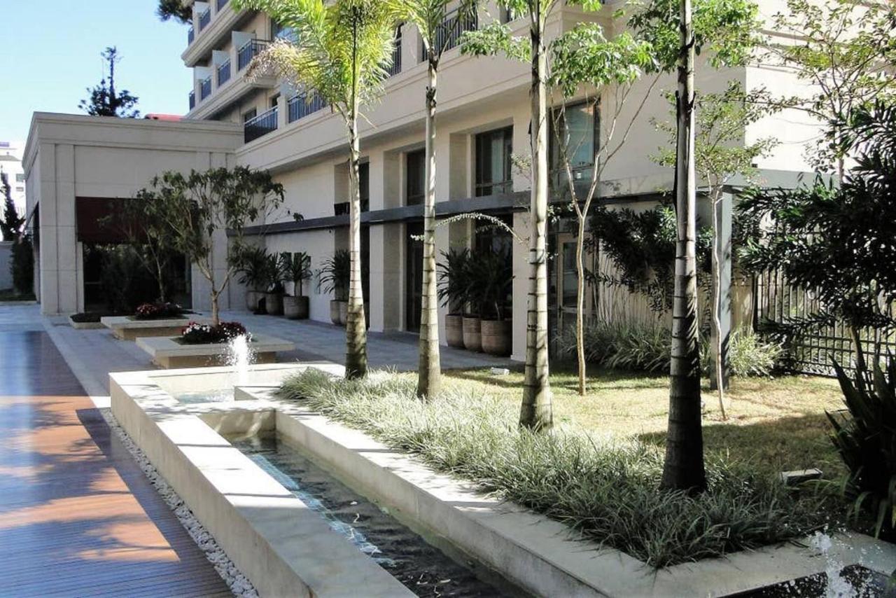 Requinte E Privacidade Em Bairro Nobre De Curitiba Extérieur photo
